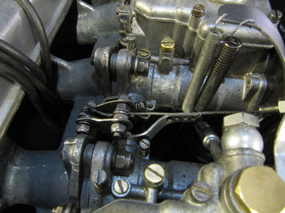 Throttle linkage Feb 2011.jpg.JPG and 